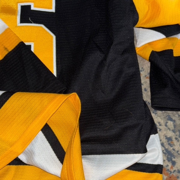 Reebok Black and Yellow Game Jersey with Bold Design - Picture 9 of 9